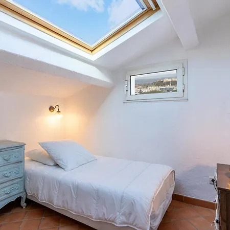 T3 Vieil Antibes–plage Remparts à Pied Appartement *