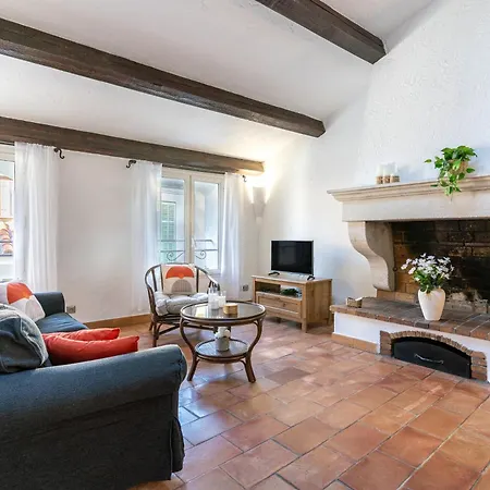 T3 Vieil Antibes–plage Remparts à Pied Appartement Antibes