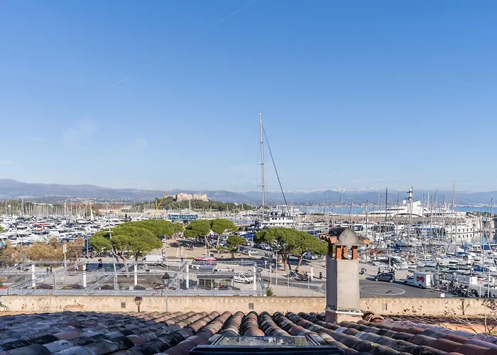 La Perle Du Vieil Antibes, Plage, Remparts A Pied Apartment *